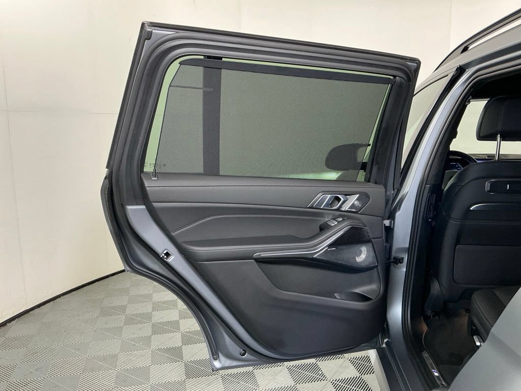 Certified 2025 BMW X7 M60i w/ Executive Package AWD/4WD image 24