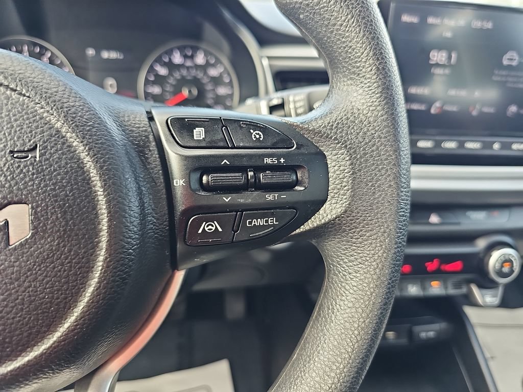 Used 2023 Kia Rio S w/ Technology Package FWD image 18