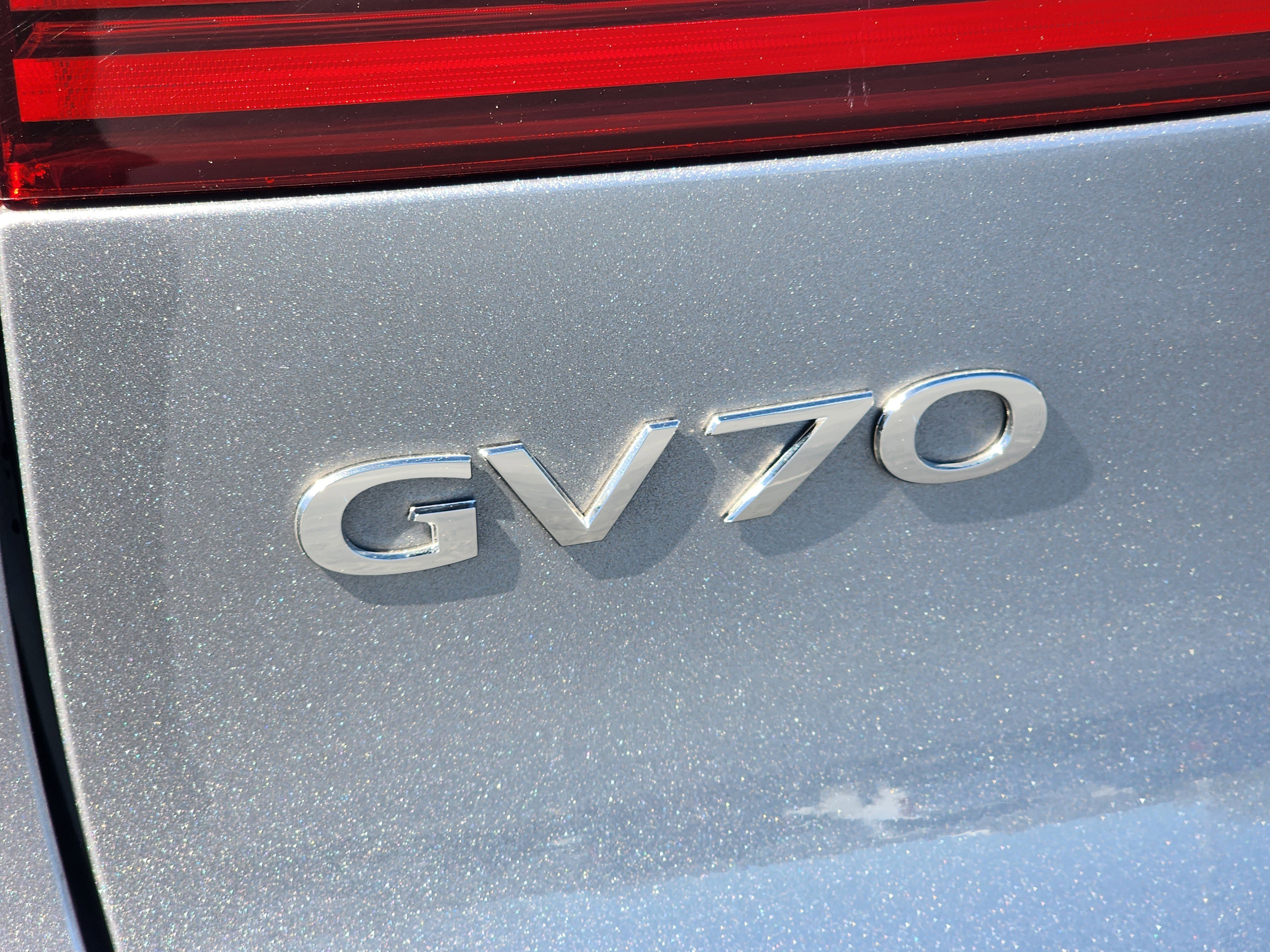 Used 2024 Genesis GV70 3.5T Sport w/ Sport Prestige Package image 11