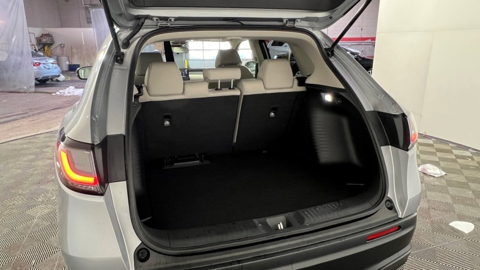 Used 2026 Honda HR-V LX image 33