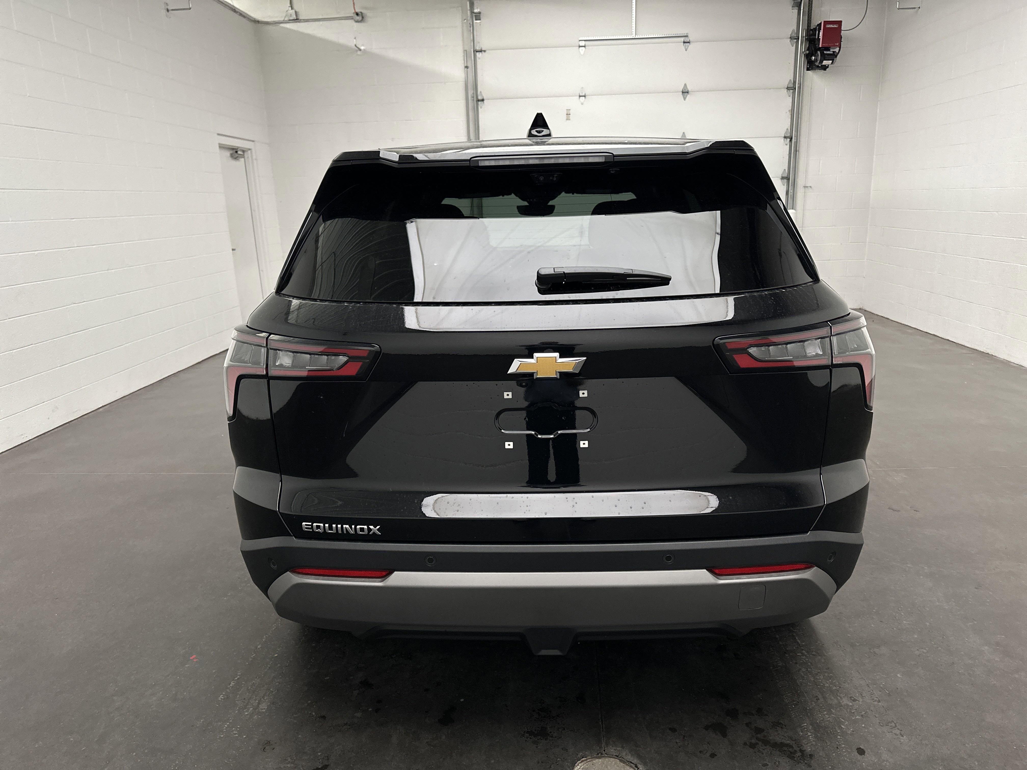 New 2026 Chevrolet Equinox LT w/ Safety and Technology Package image 8