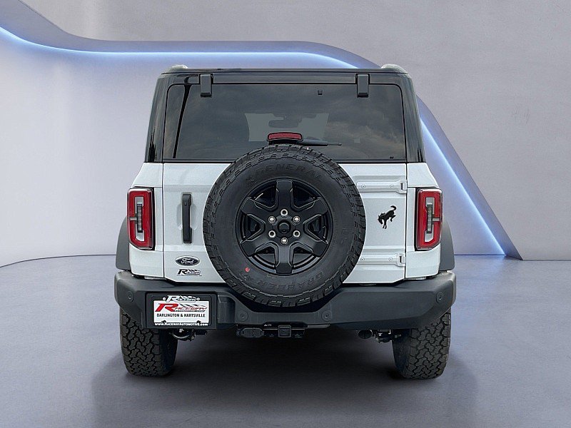 New 2025 Ford Bronco Outer Banks image 4