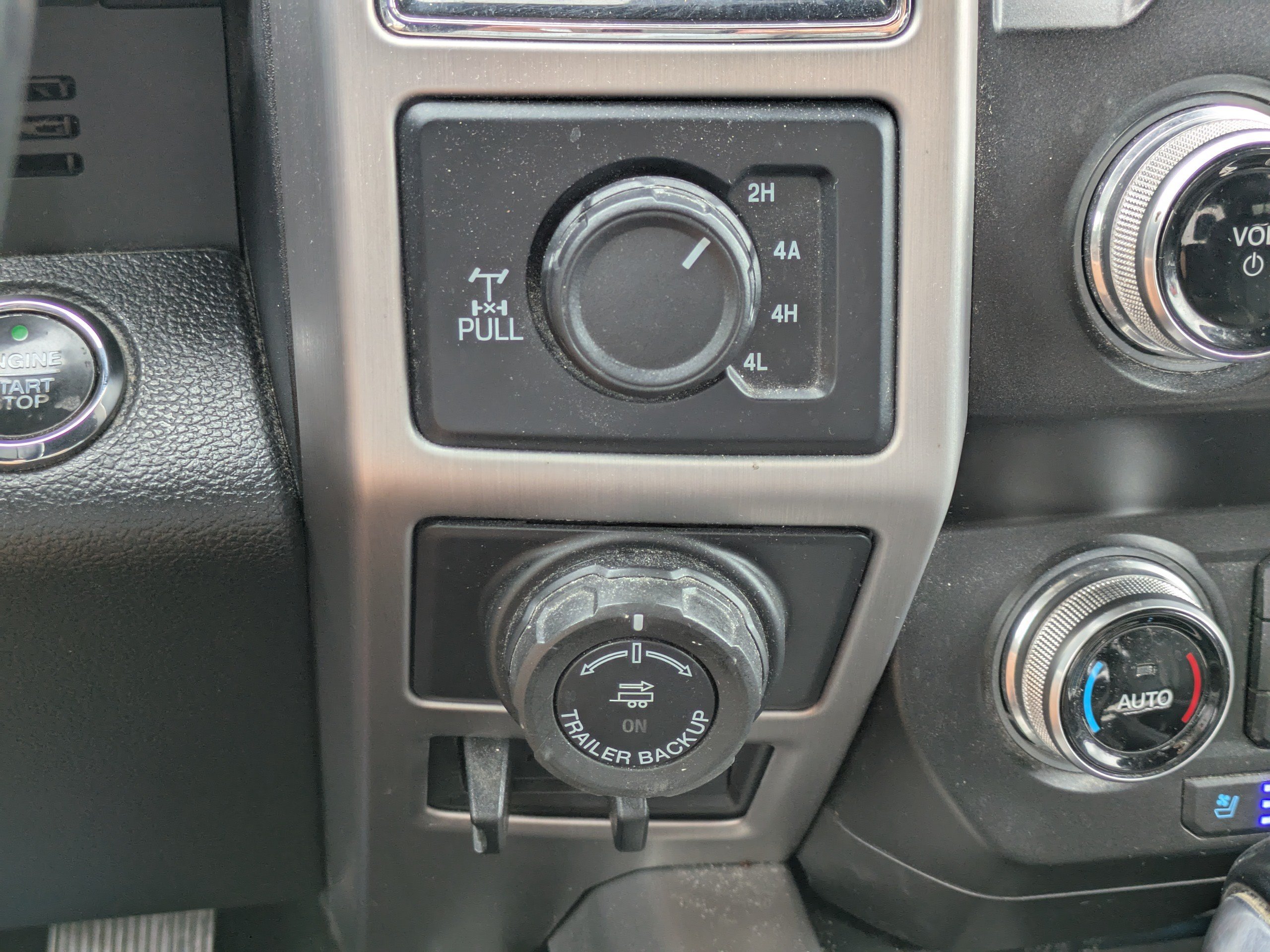Used 2019 Ford F150 Platinum w/ Equipment Group 701A Luxury AWD/4WD image 27