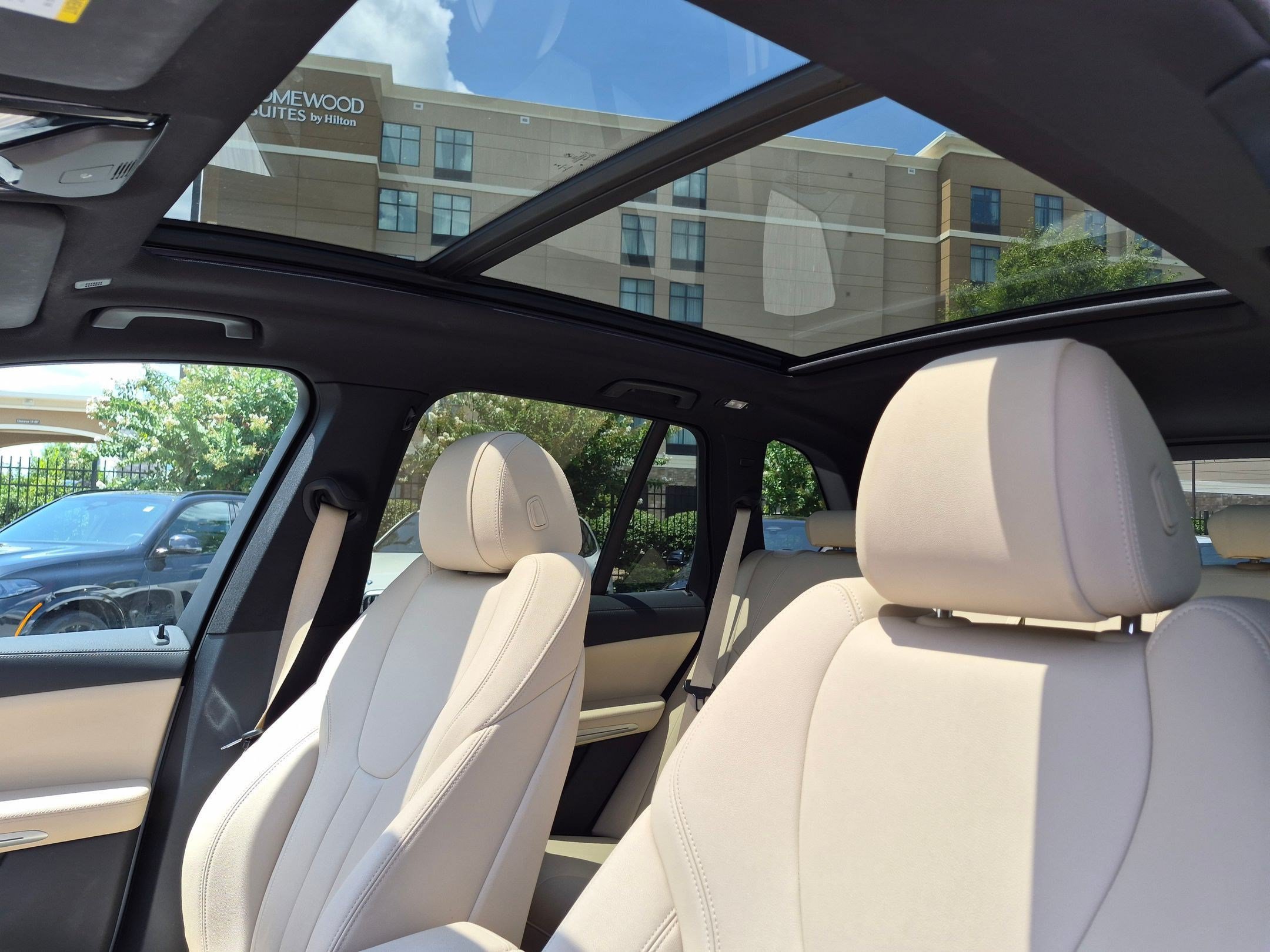 Used 2020 BMW X5 sDrive40i w/ Premium Package RWD image 18