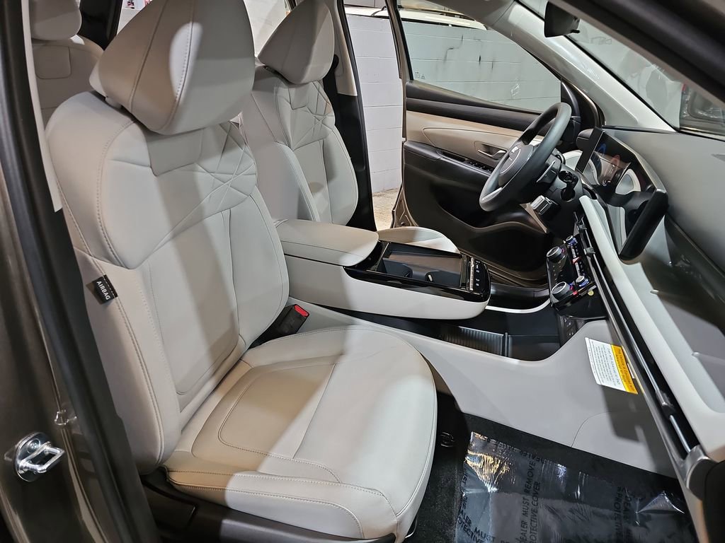 New 2026 Hyundai Tucson Blue SE image 10