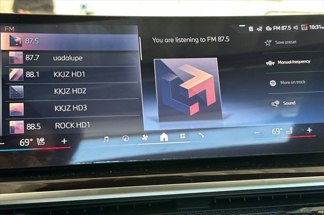 New 2026 BMW X5 xDrive50e w/ Parking Assistance Package image 17