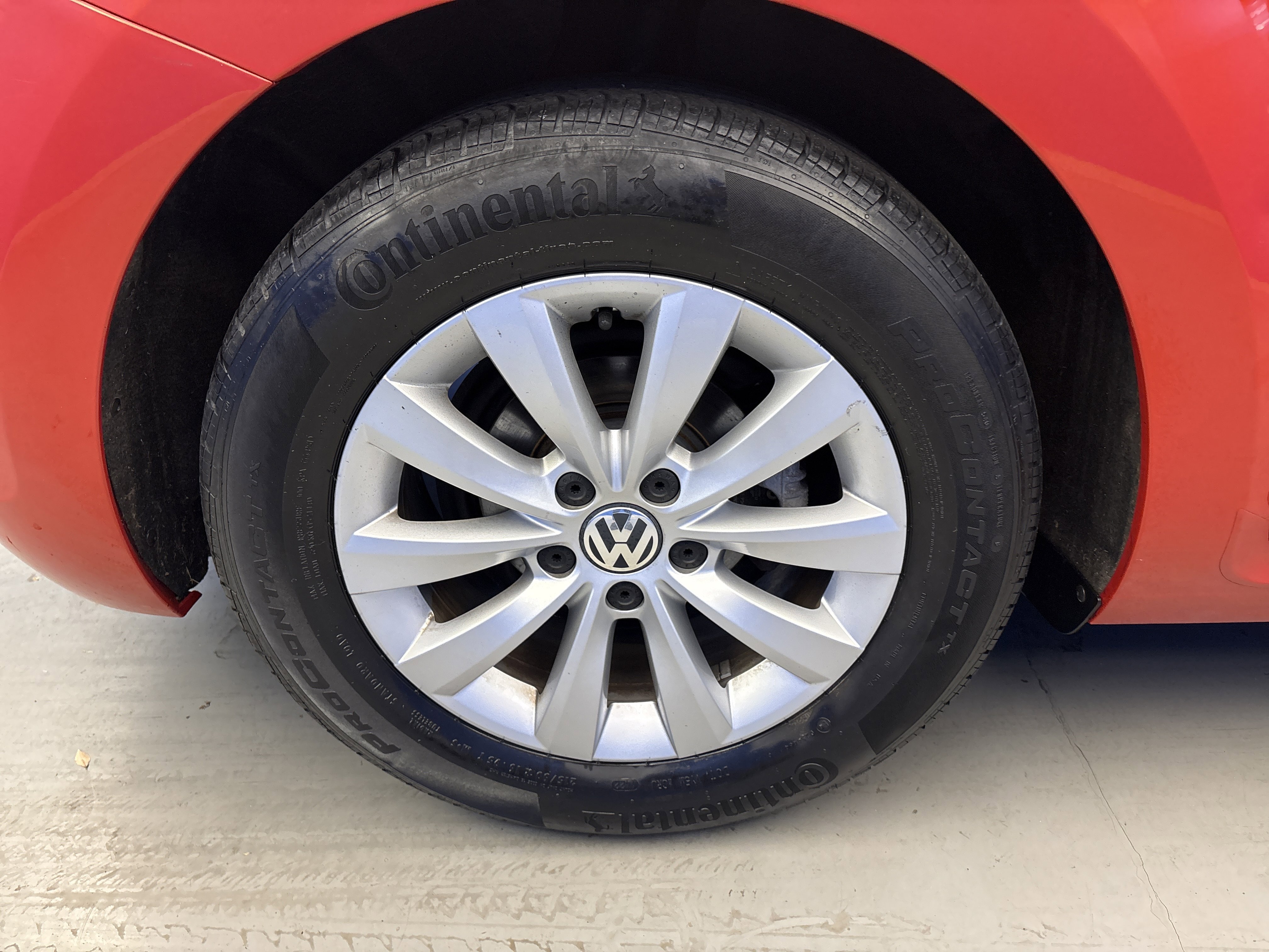 Used 2017 Volkswagen Beetle 1.8T S image 8