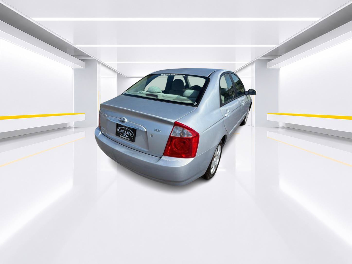 Used 2006 Kia Spectra FWD image 4