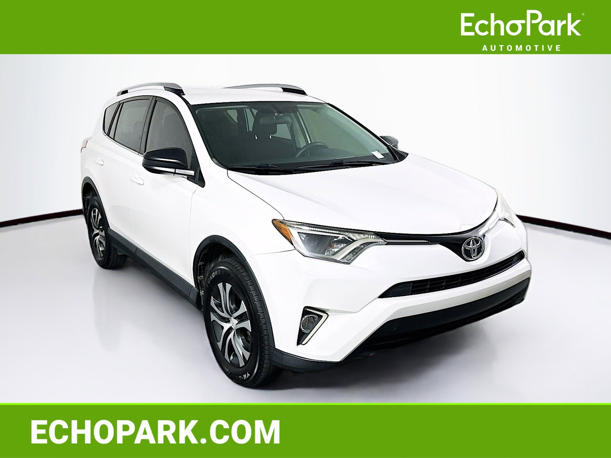 Used 2016 Toyota RAV4 LE image 1