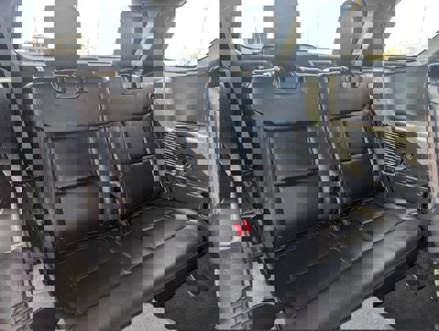 Used 2020 Ford Explorer Limited image 27