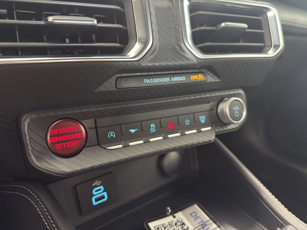 Used 2025 Ford Mustang GT Premium w/ GT Performance Package RWD image 26