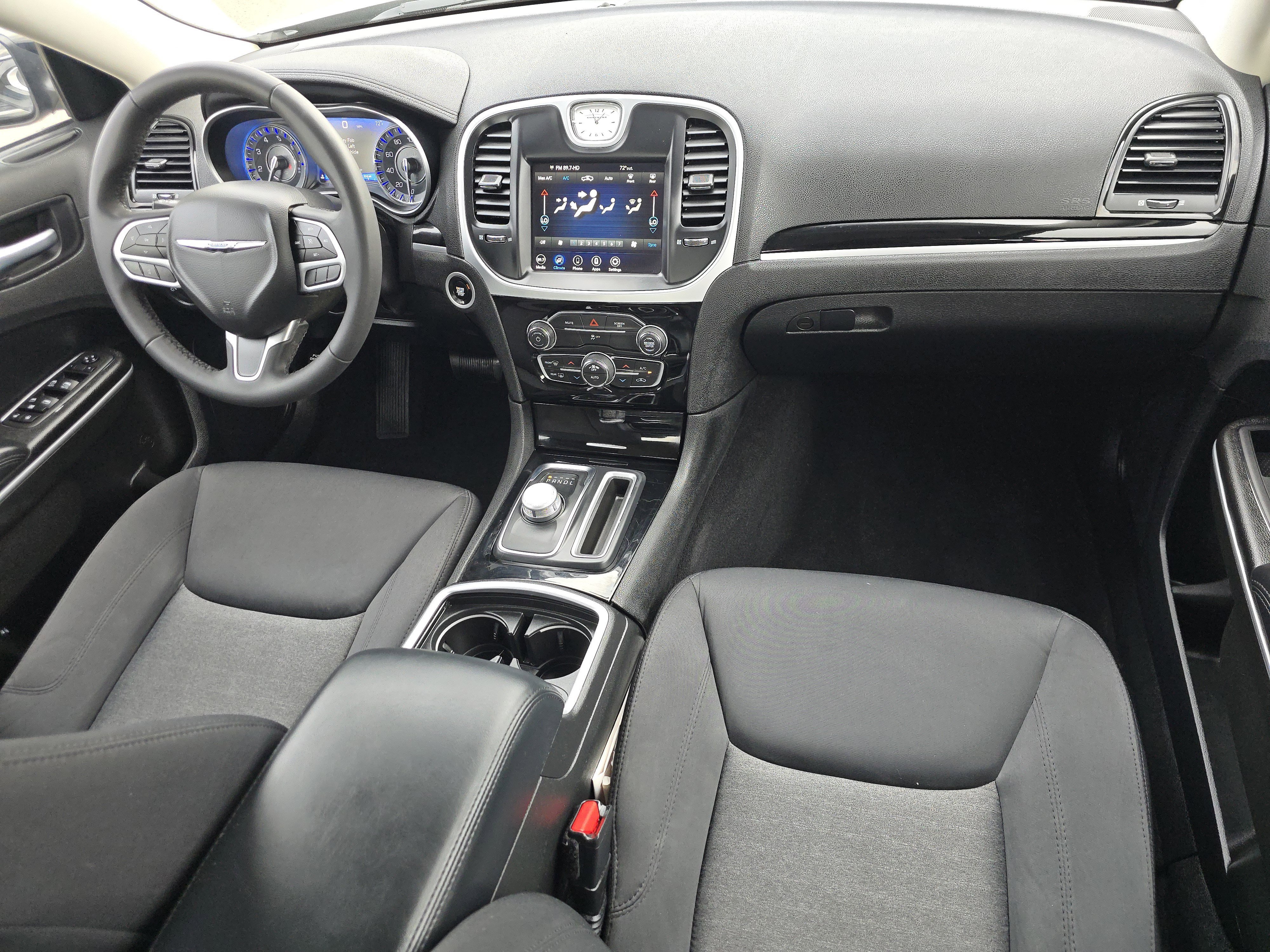 Used 2023 Chrysler 300 Touring w/ Sport Appearance Package RWD image 16