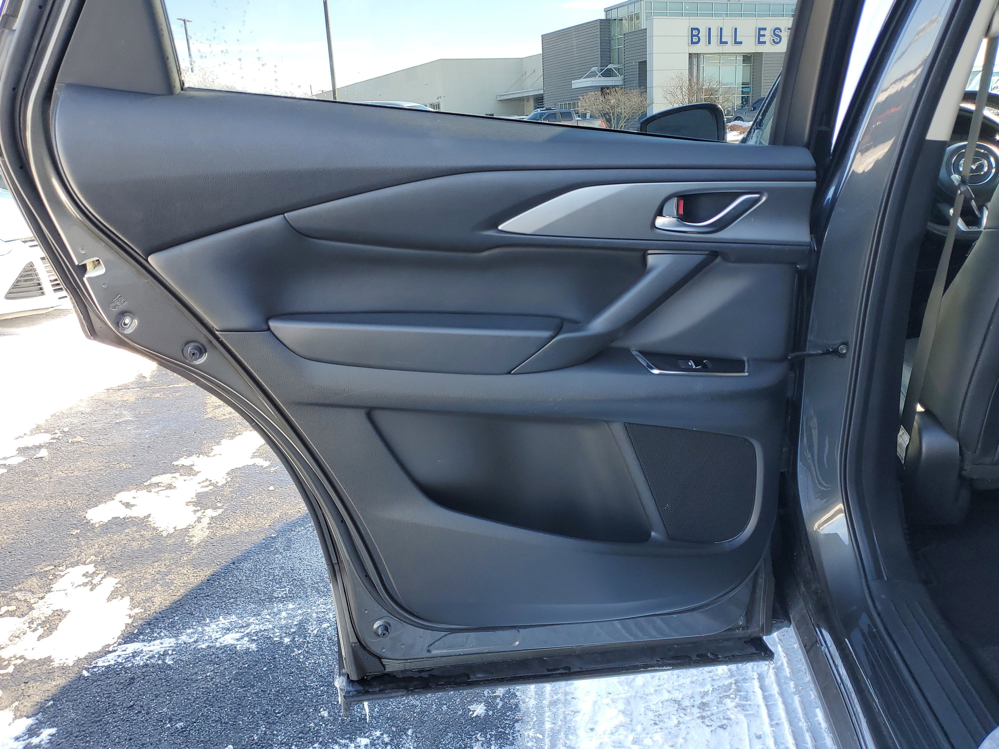 Used 2023 MAZDA CX-9 Touring image 8