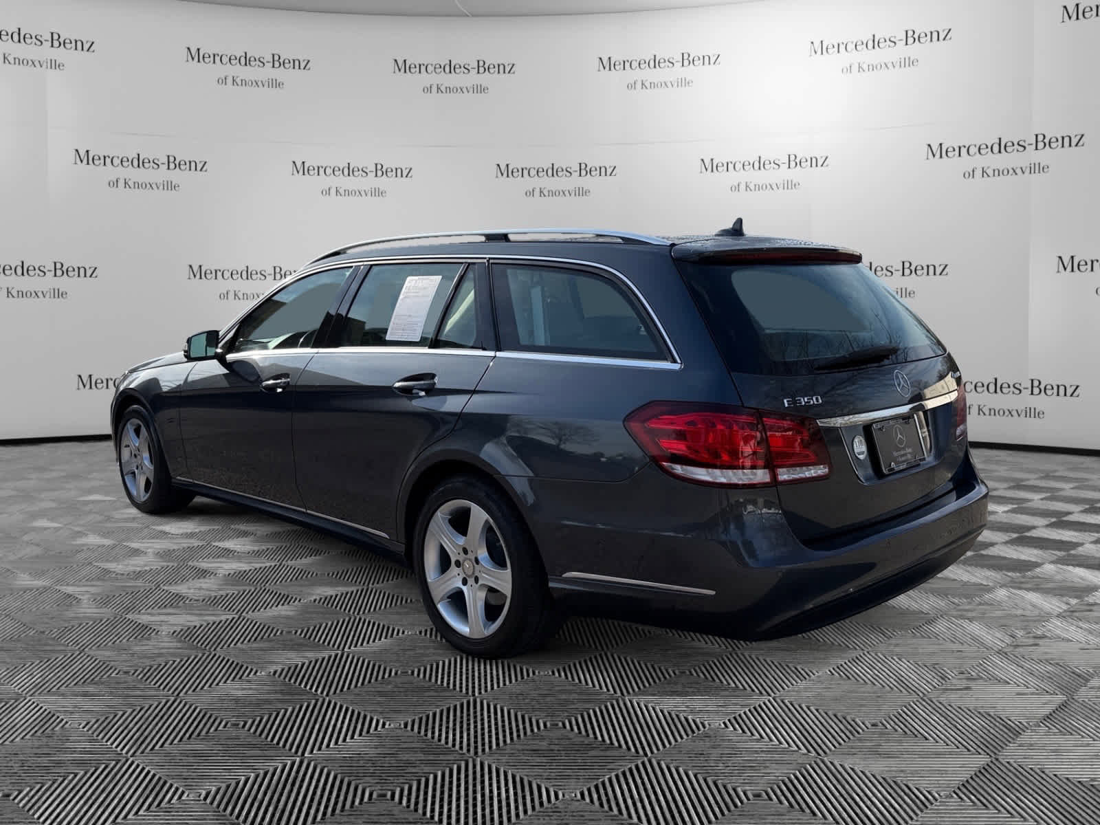 Certified 2016 Mercedes-Benz E 350 4MATIC Wagon image 3