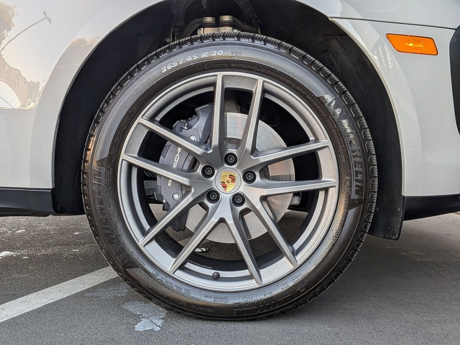 Certified 2026 Porsche Macan Turbo AWD/4WD image 12