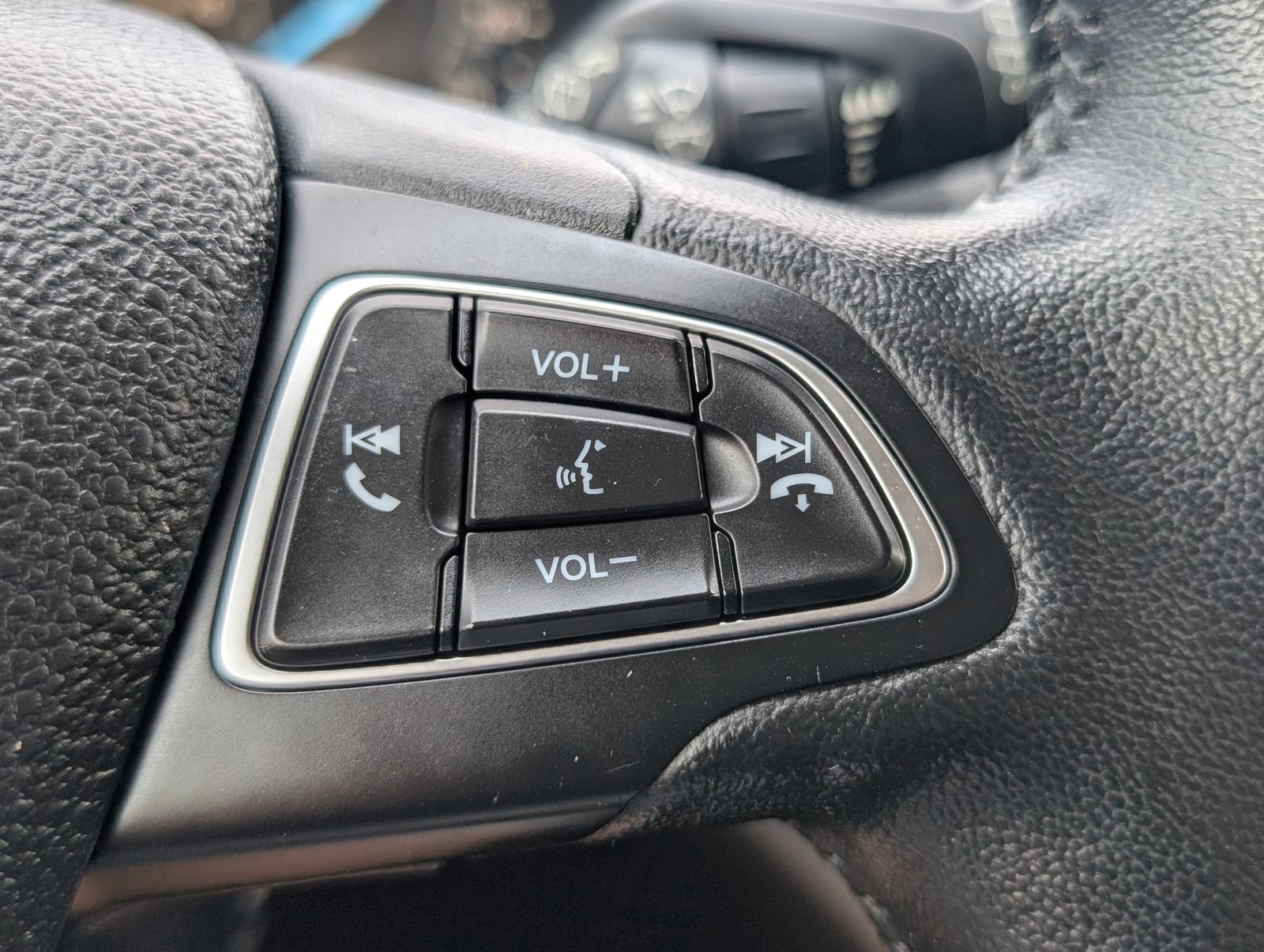 Used 2019 Ford Escape SEL FWD image 23