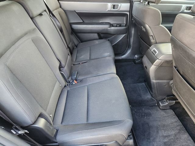 Used 2025 Hyundai Santa Fe SE FWD image 14