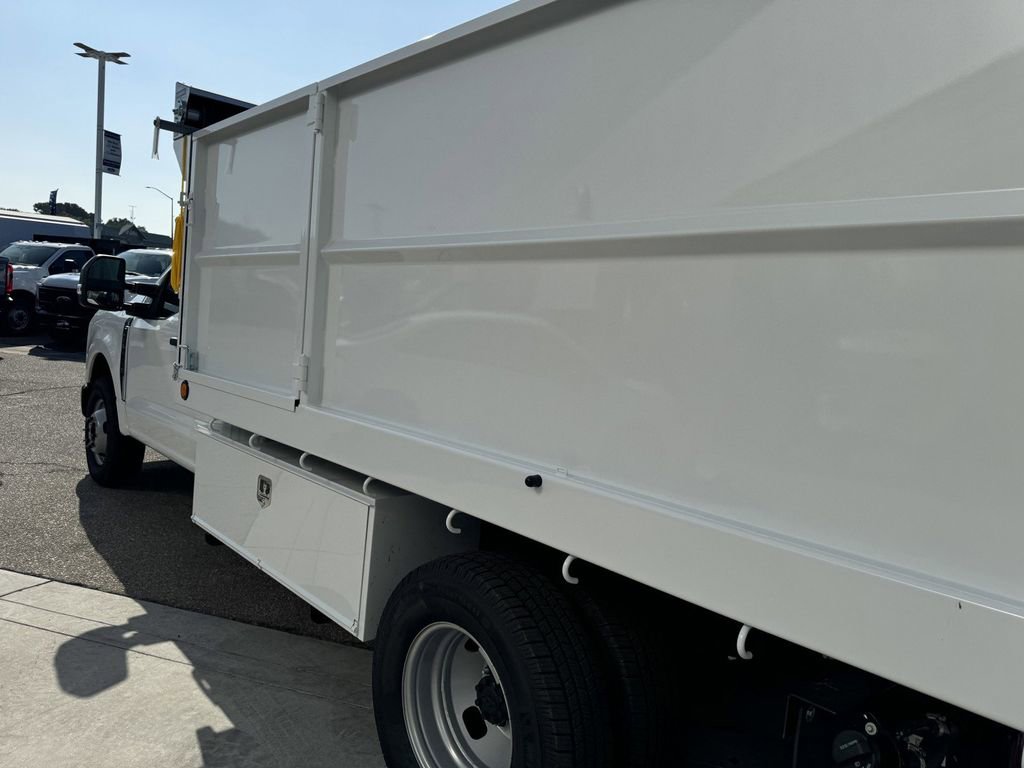 New 2024 Ford F350 XL image 10