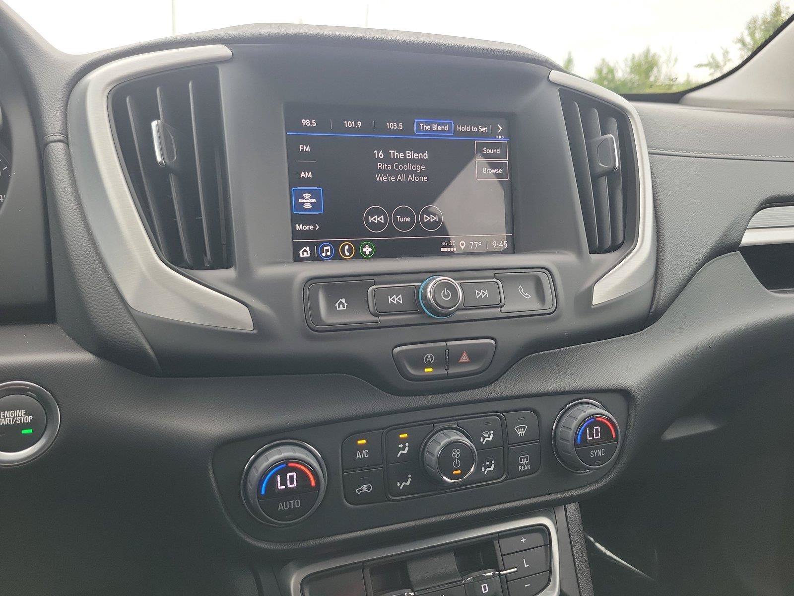 Used 2024 GMC Terrain SLE w/ Driver Convenience Package FWD image 30