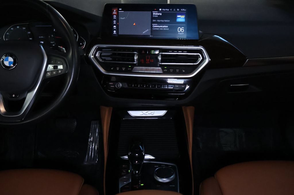 Used 2022 BMW X4 xDrive30i AWD/4WD image 15