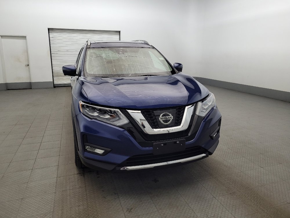 Used 2017 Nissan Rogue SL w/ SL Premium Package image 14