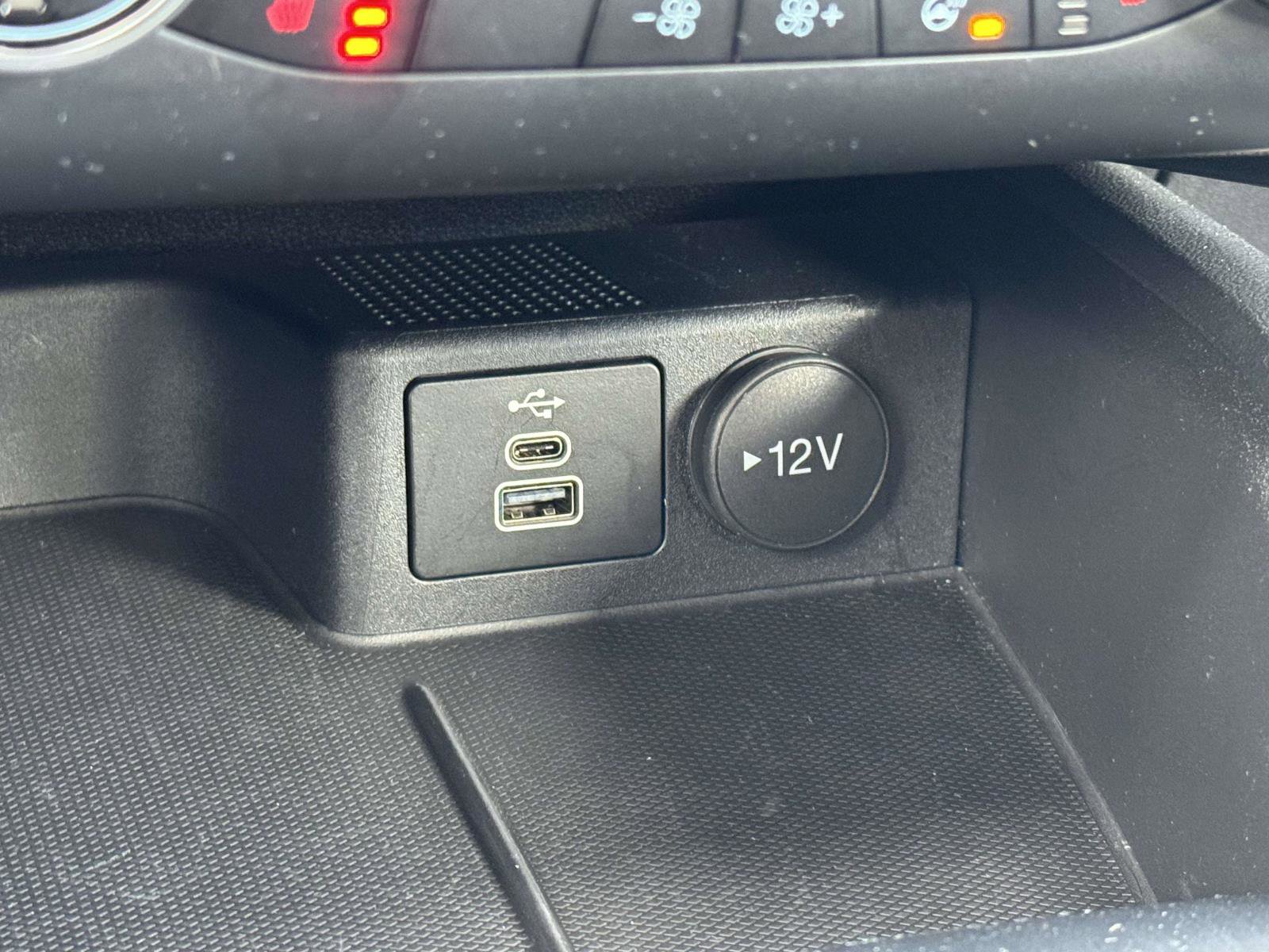 Used 2025 Ford Escape Active w/ Cold Weather Package image 27