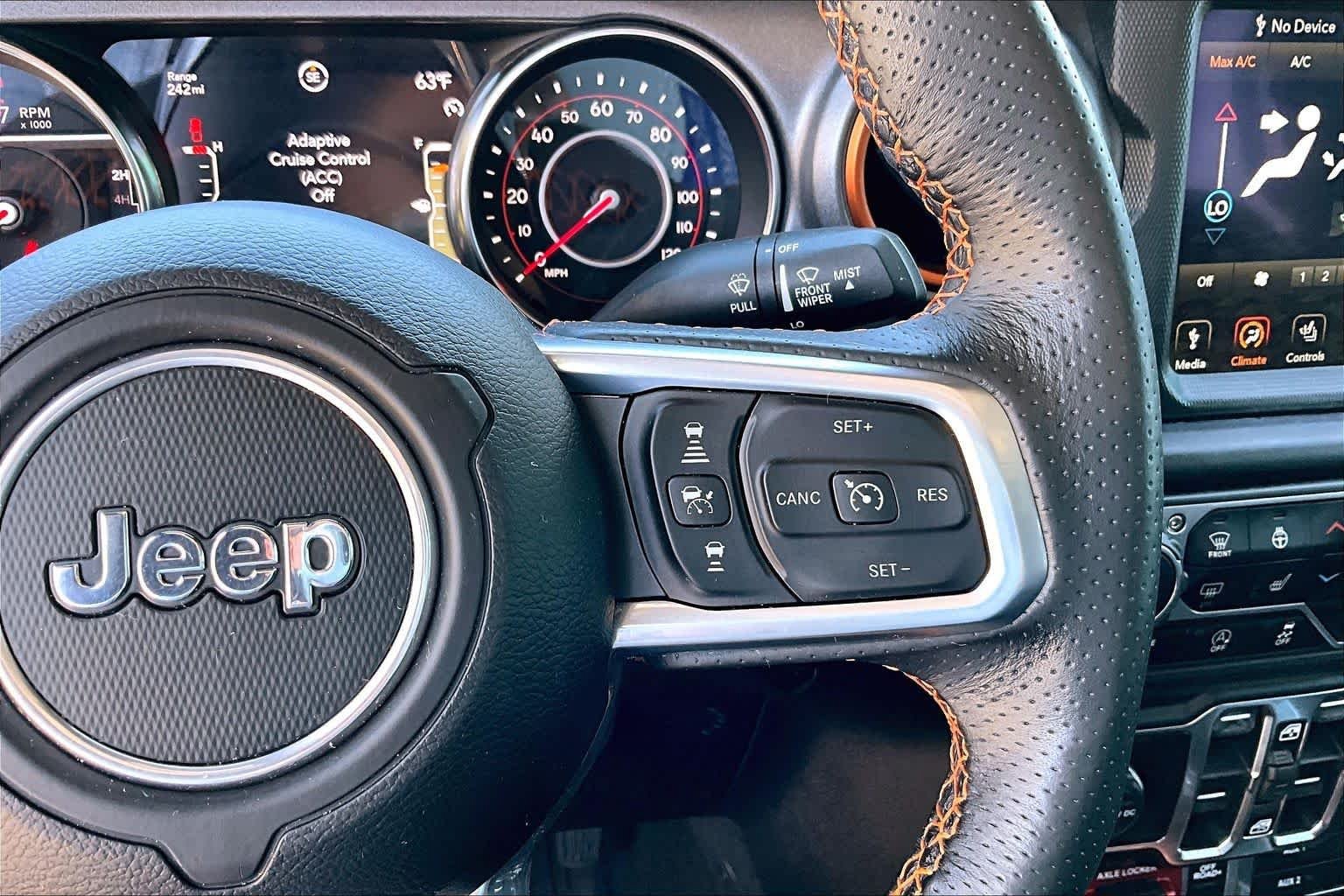 Used 2021 Jeep Gladiator Mojave AWD/4WD image 24
