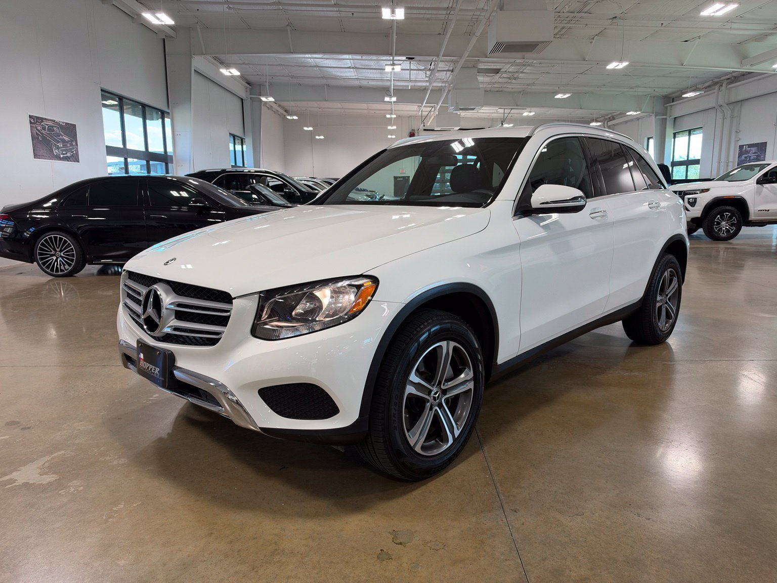 Used 2019 Mercedes-Benz GLC 300 image 3