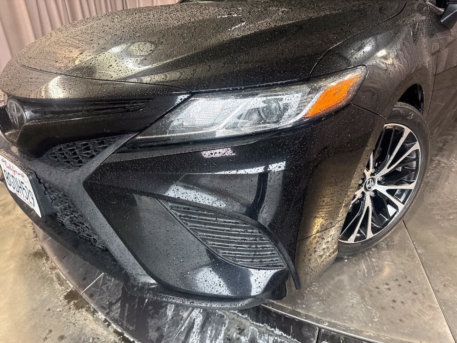 Used 2018 Toyota Camry SE FWD image 9