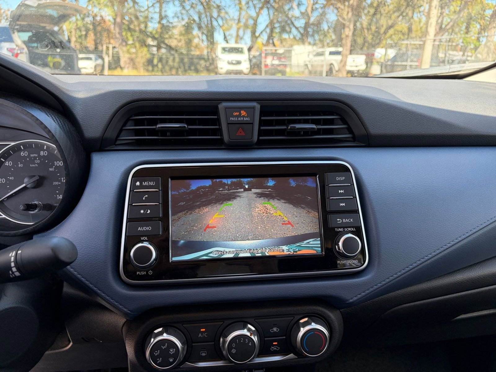 Used 2025 Nissan Versa SV FWD image 21