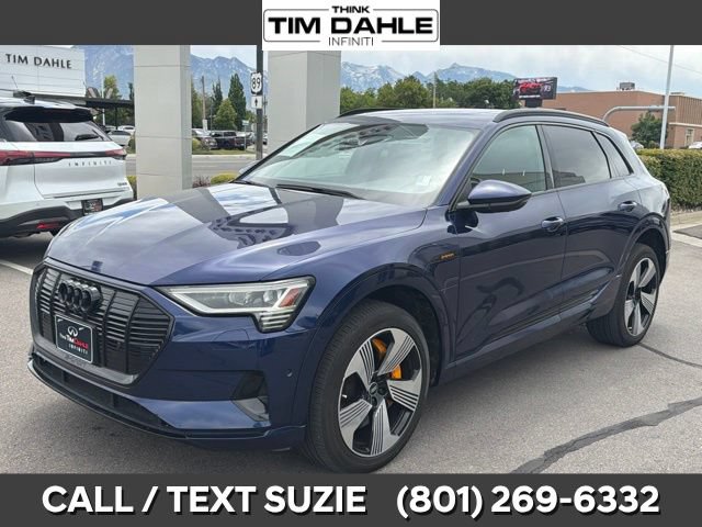 Used 2022 Audi e-tron Premium Plus w/ Premium Plus Package AWD/4WD image 5