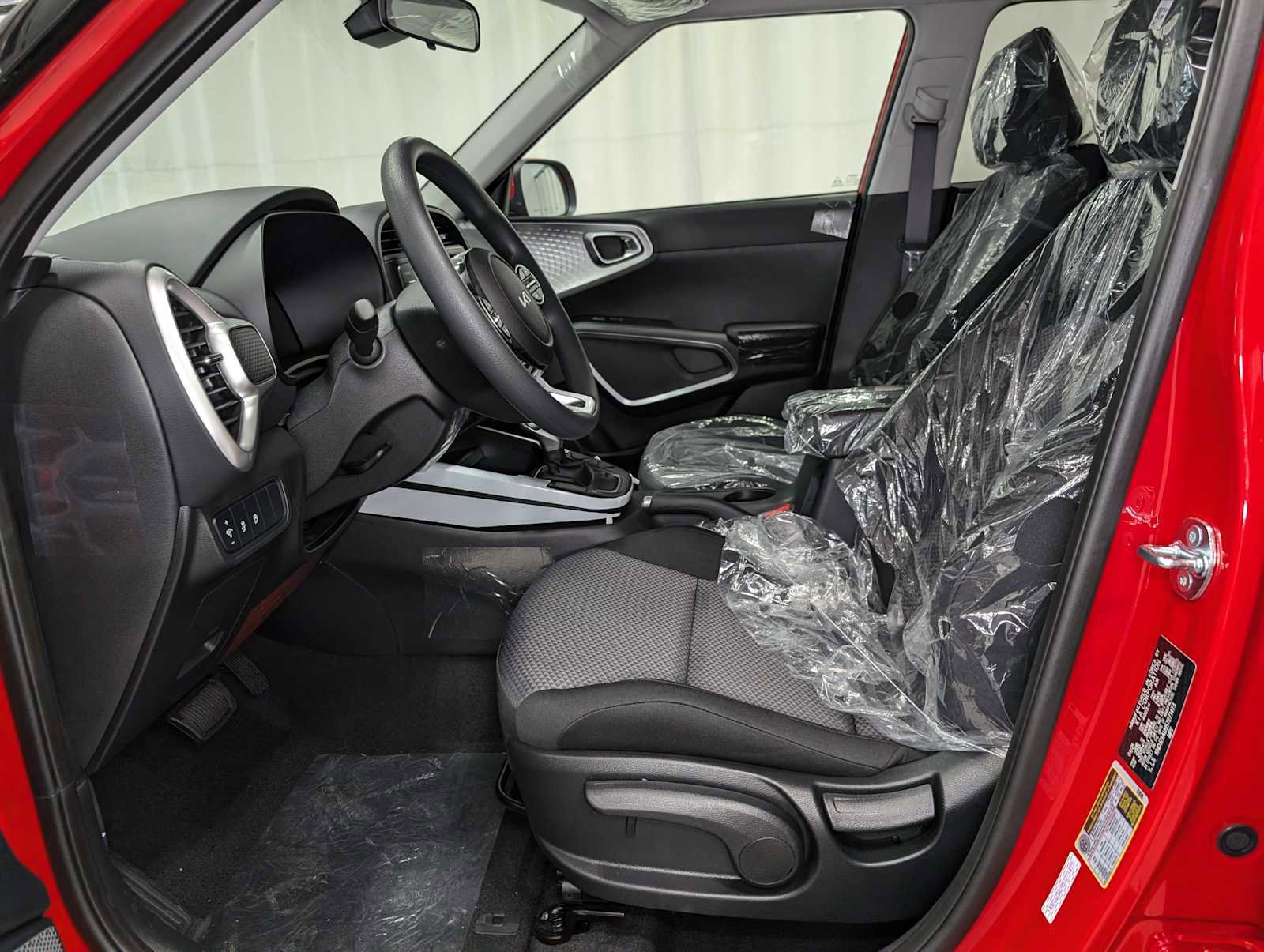 New 2025 Kia Soul LX image 4