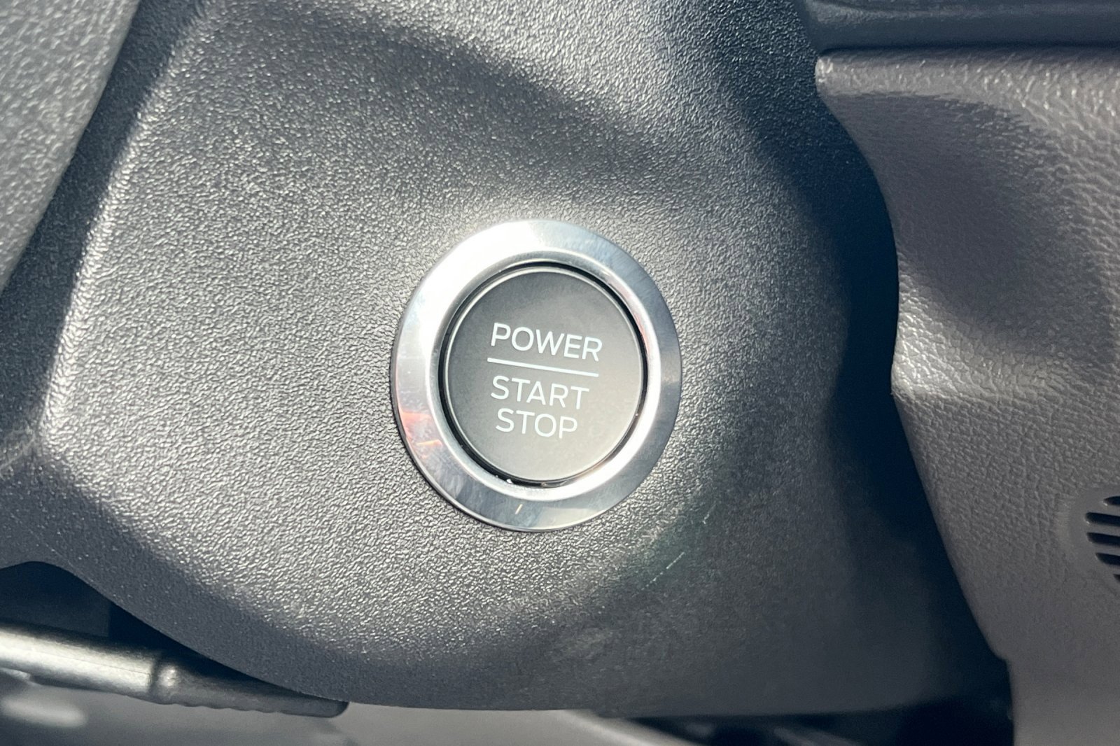 New 2026 Ford E-Transit Low Roof w/ Load Area Protection Package image 22