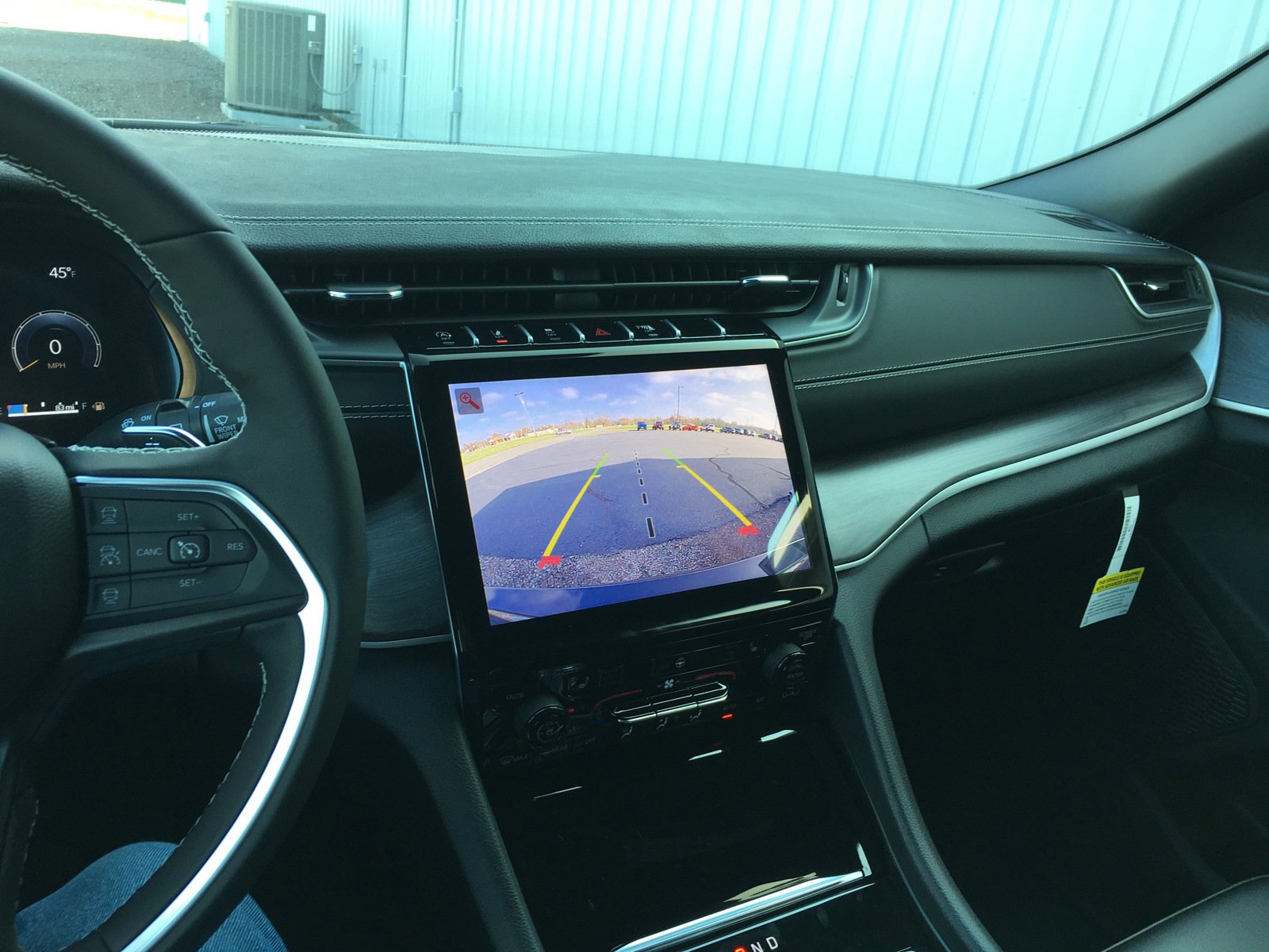 New 2025 Jeep Grand Cherokee L Limited image 23