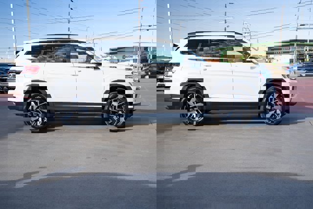 New 2026 Volkswagen Atlas SE image 7