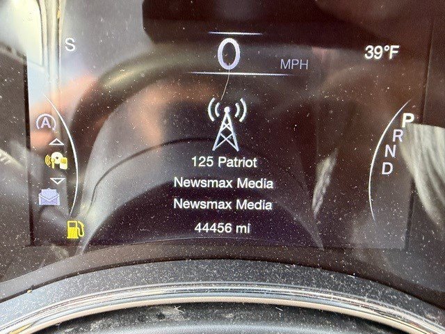 Used 2016 Jeep Grand Cherokee Limited 75th Anniversary image 16