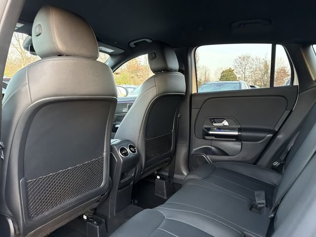 Used 2025 Mercedes-Benz GLA 250 image 13