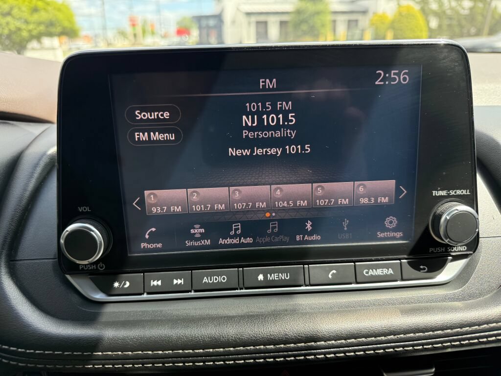 Used 2021 Nissan Rogue SV AWD/4WD image 17