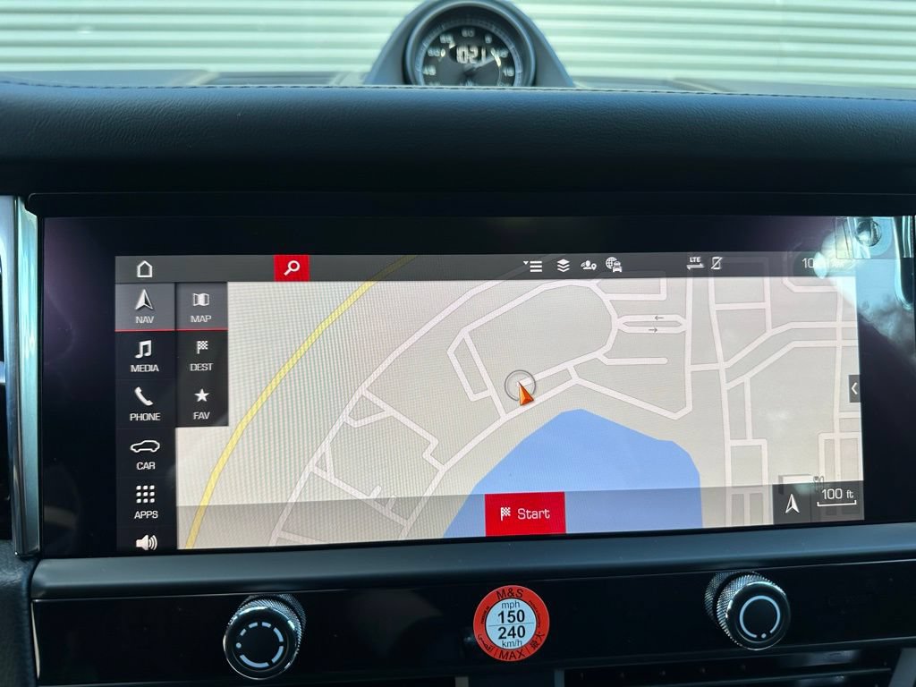 Certified 2026 Porsche Macan S AWD/4WD image 33