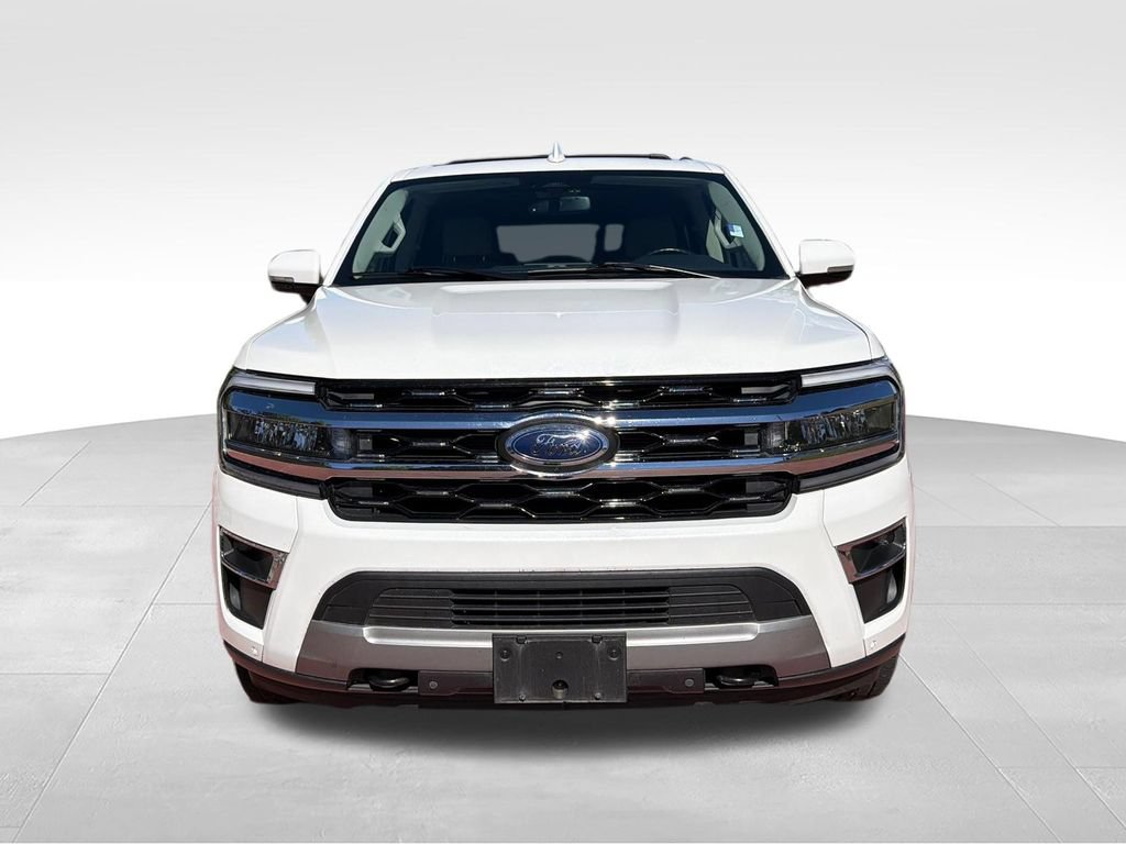 Used 2022 Ford Expedition Max Limited AWD/4WD image 2