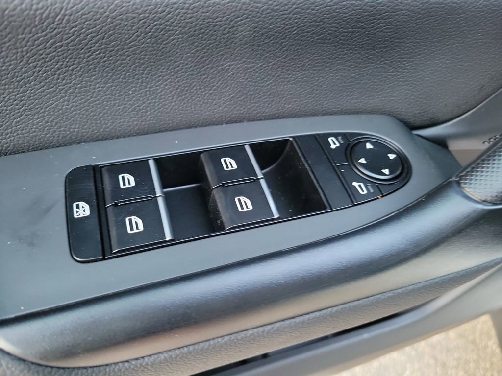 New 2026 MAZDA CX-50 AWD 2.5 S w/ Cargo Package image 20