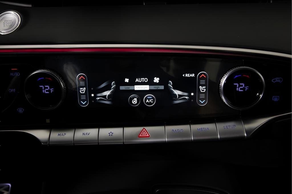 Used 2025 Genesis GV70 3.5T Sport w/ Sport Prestige Package AWD/4WD image 29