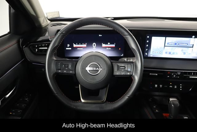 Used 2025 Nissan Kicks SR FWD image 7