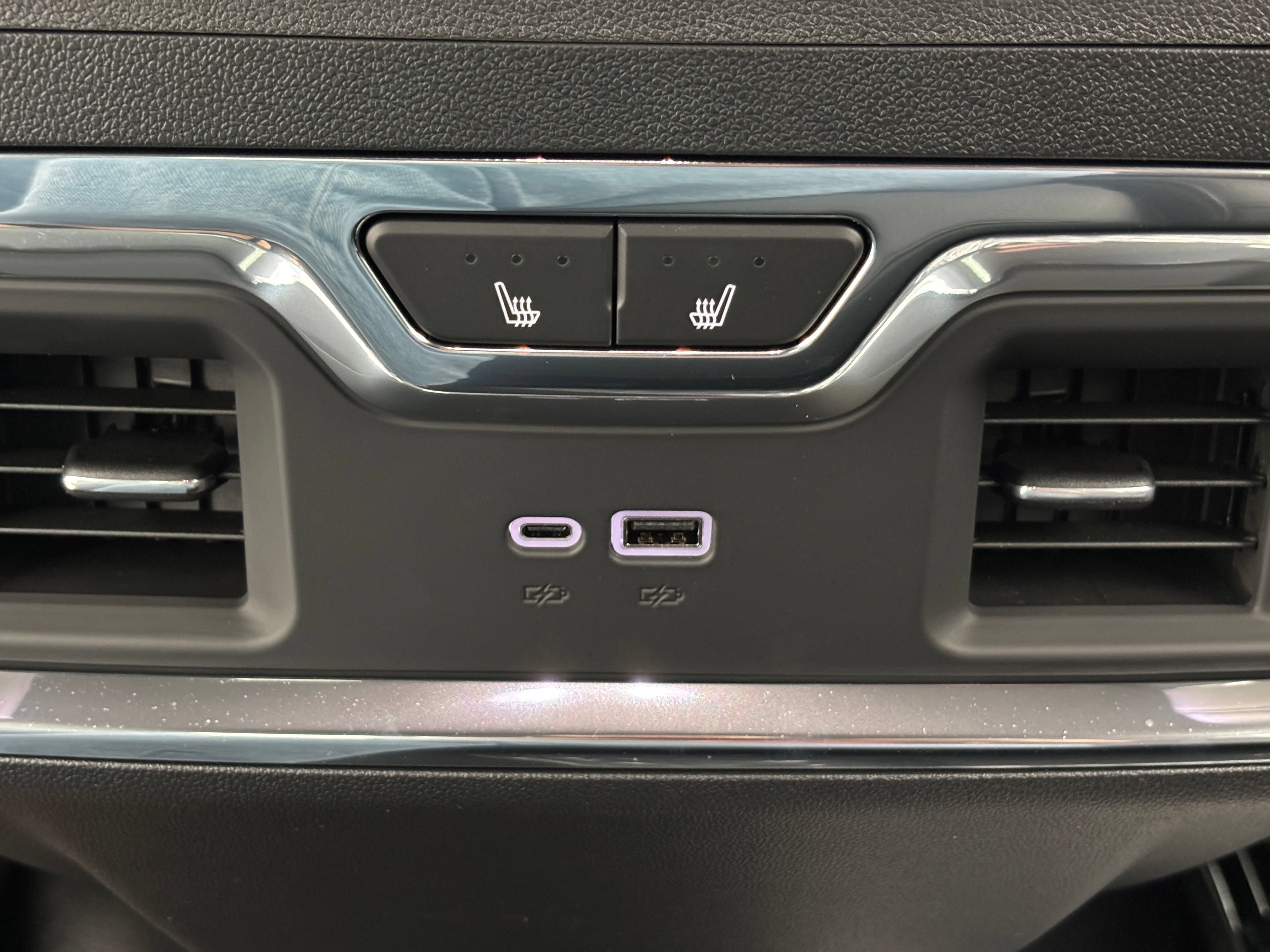 New 2026 GMC Sierra 1500 Denali AWD/4WD image 9
