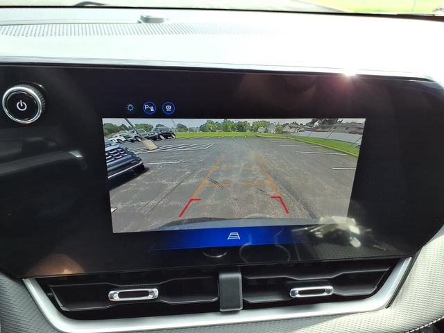 New 2027 Chevrolet Equinox LT w/ Midnight Edition FWD image 12