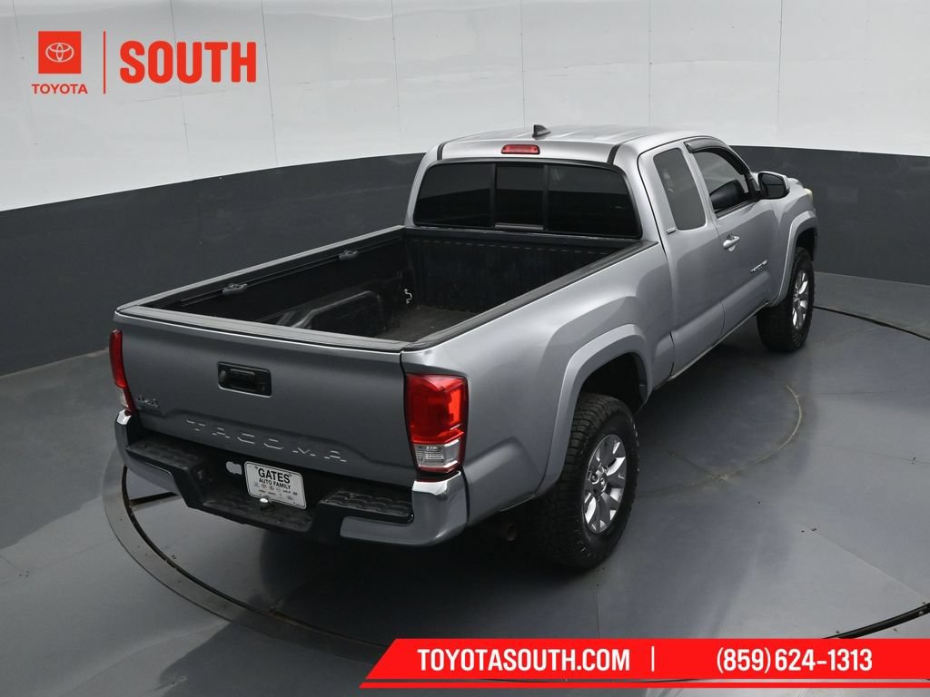 Used 2016 Toyota Tacoma SR5 AWD/4WD image 43