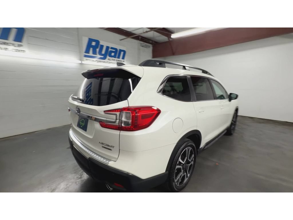 Used 2024 Subaru Ascent Limited w/ Technology Package AWD/4WD image 8