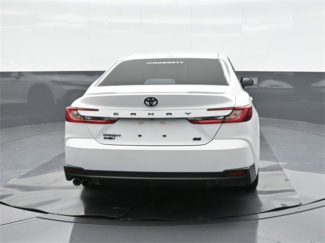 Used 2025 Toyota Camry SE w/ Convenience Package image 11