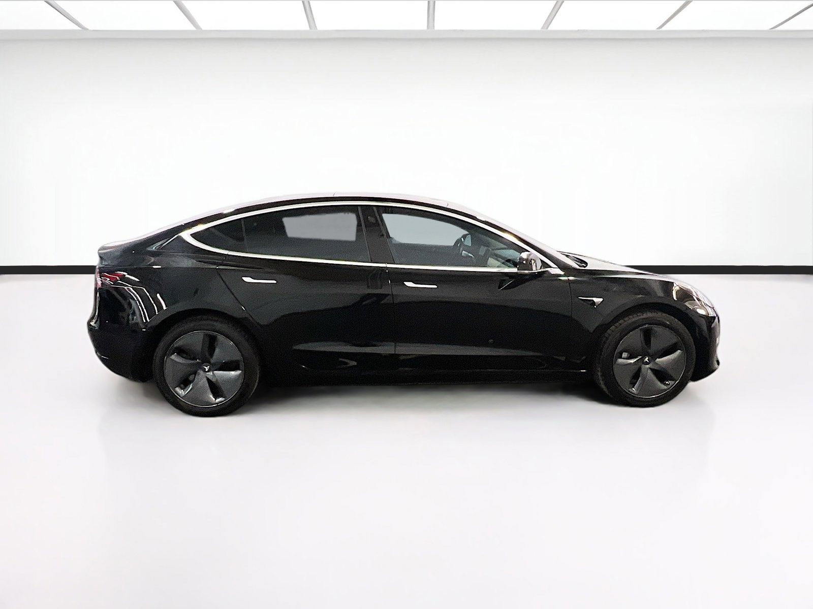 Used 2019 Tesla Model 3 Standard Range Plus RWD image 24