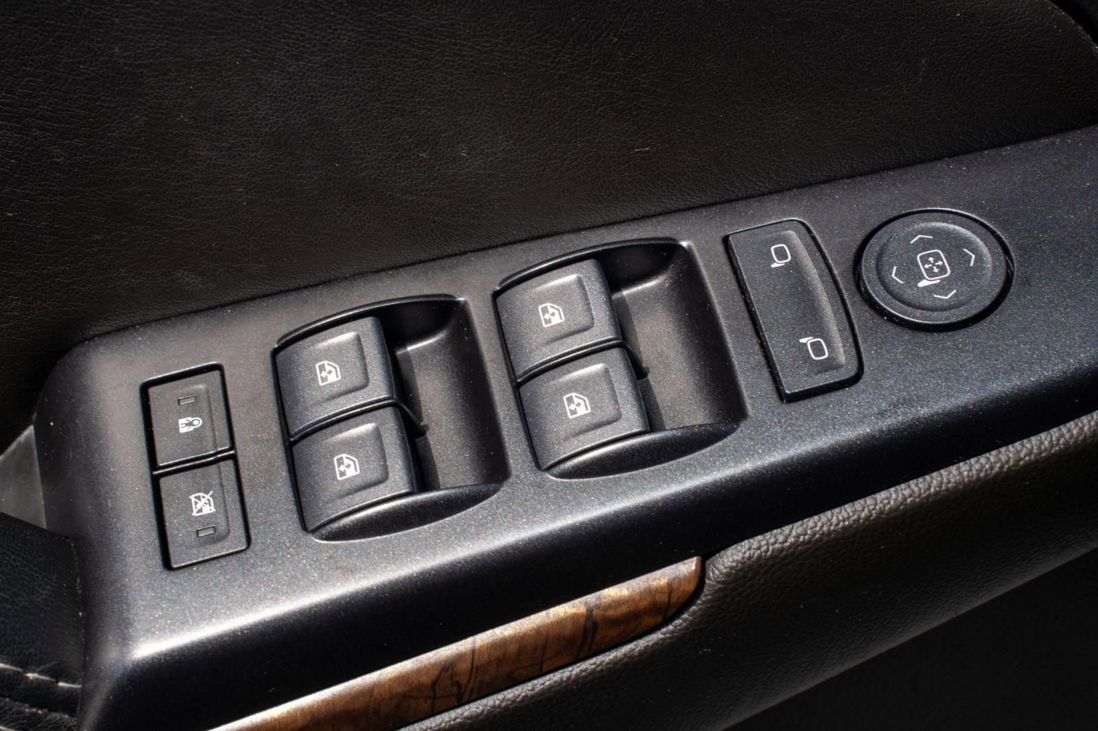 Used 2018 Chevrolet Tahoe LS image 26